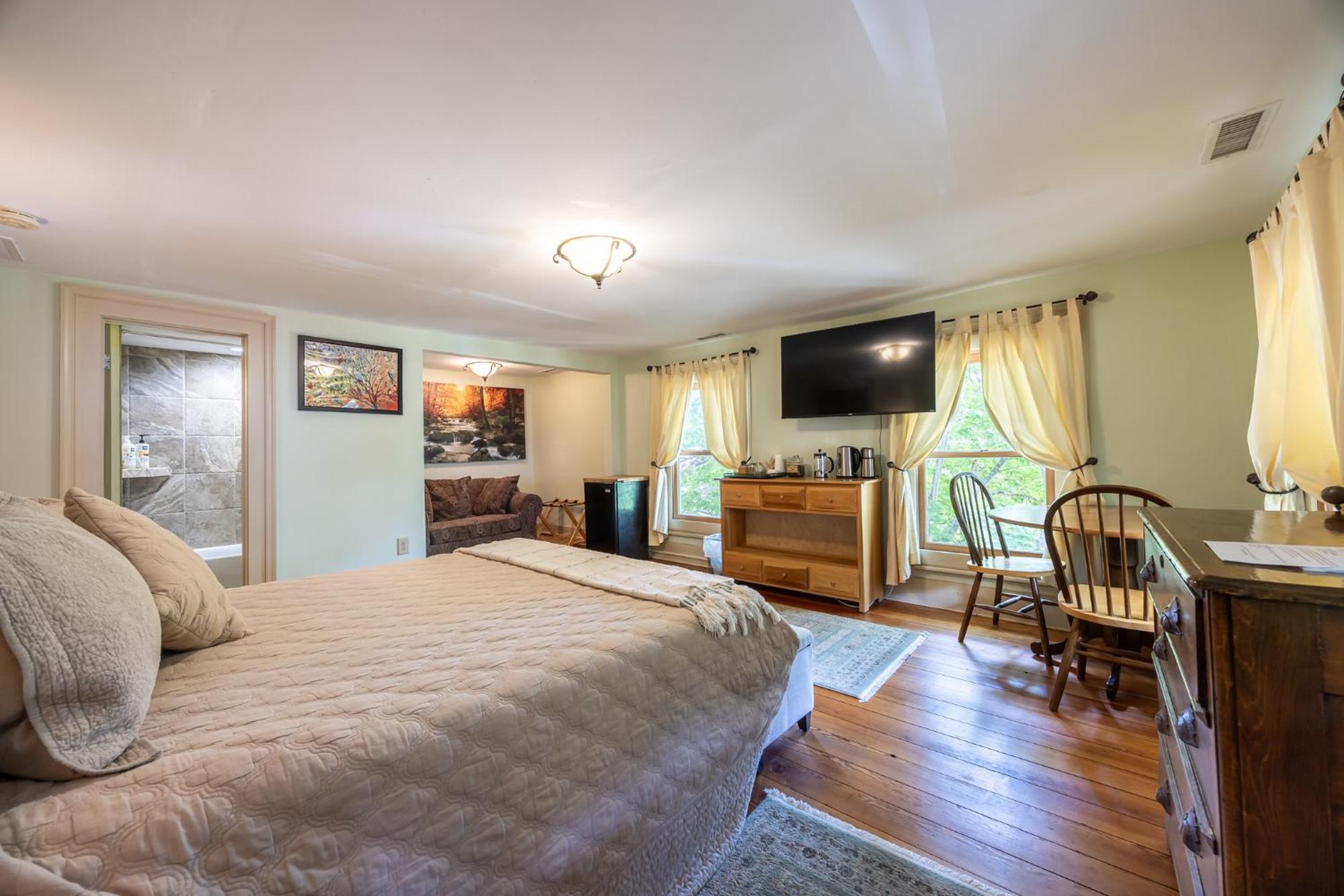 Bliss Point Farm And B&B, Llc Earlysville Ngoại thất bức ảnh